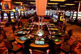 Speed Roulette gema jitu dengan roda putar profesional dan sistem live-streaming